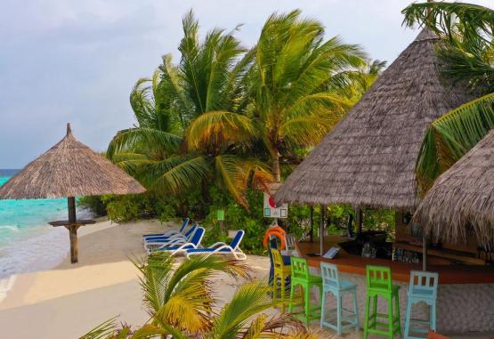Eriyadu Island Resort  Regiunea Maldive 