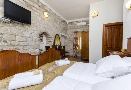 Hotel Palace Derossi  Regiunea Split Croatia