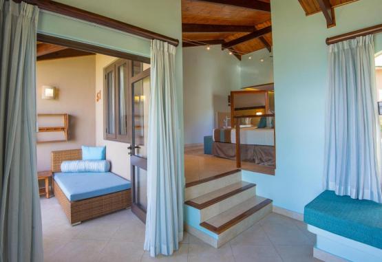 Coco de Mer & Black Parrot Suites Seychelles 