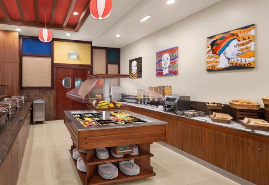 Ramada Plaza by Wyndham Dubai Deira 