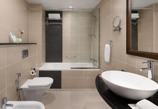 Ramada Plaza by Wyndham Dubai Deira 