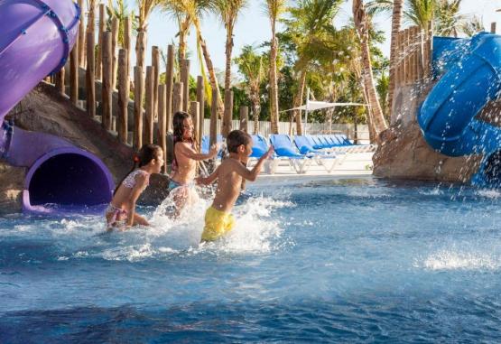 ROYALTON SPLASH PUNTA CANA Republica Dominicana 