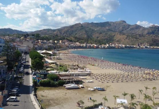 Panoramic Giardini Naxos Italia