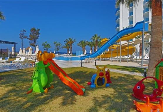 Le Bleu Hotel  Resort Kusadasi Turcia