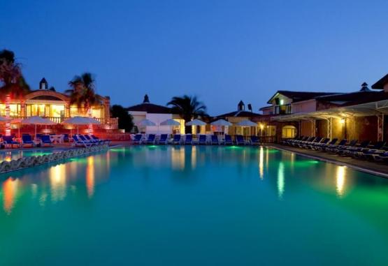 Club Resort Atlantis Kusadasi Turcia