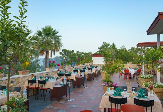 PIRATES BEACH CLUB 5* Kemer Turcia