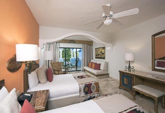 Hotel Iberostar Paraiso Beach Cancun si Riviera Maya Mexic