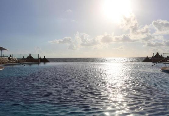 Bahia Principe Luxury Akumal Cancun si Riviera Maya Mexic