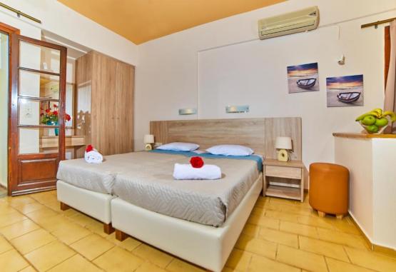 Villa Diasselo Aparthotel  Heraklion Grecia