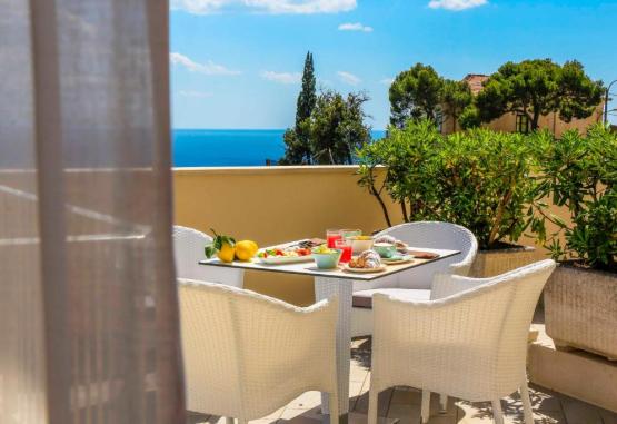 Al Pesce D'Oro  Amalfi Italia