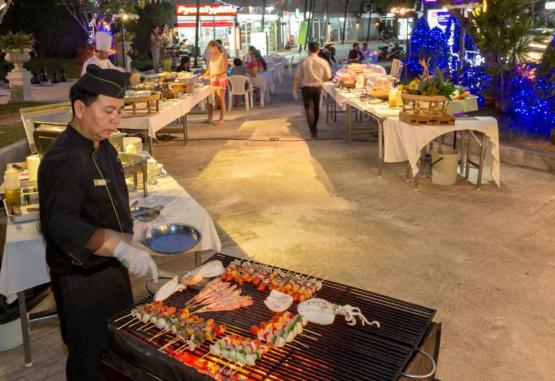 Andaman Embrace Patong Phuket Regiunea Thailanda