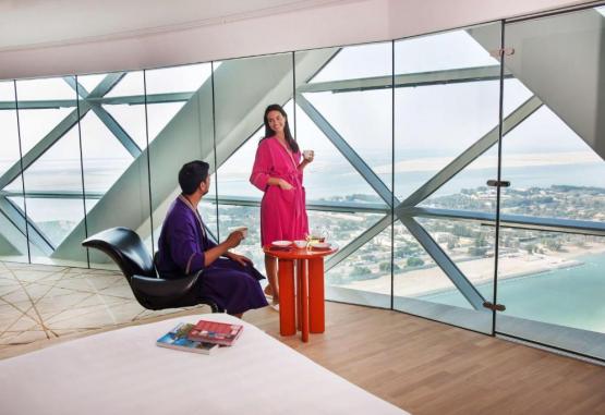 Andaz Capital Gate Abu Dhabi - a concept by Hyatt  Regiunea Abu Dhabi Emiratele Arabe Unite