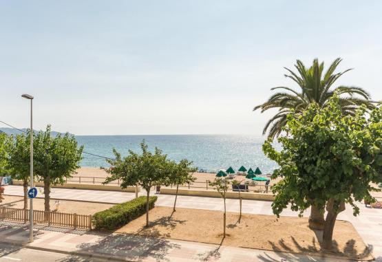 Apartments Pierre & Vacances Blanes Playa  Blanes Spania