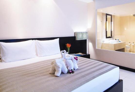 Apsara Beachfront Resort and Villa Phuket Regiunea Thailanda