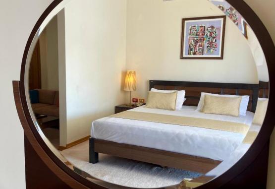 Aragosta Hotel Durres Regiunea Albania