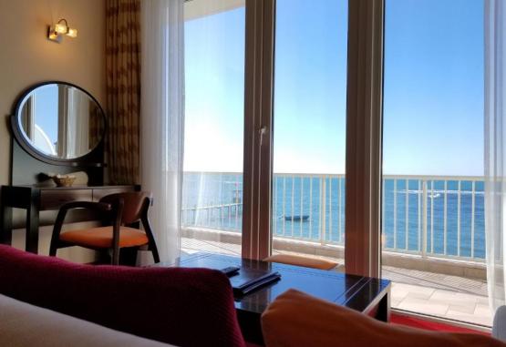 Aragosta Hotel Durres Regiunea Albania