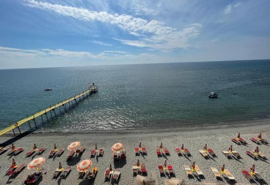 Aragosta Hotel Durres Regiunea Albania