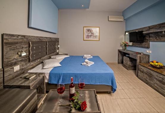 Blue Aegean Hotel and Suites Heraklion Grecia