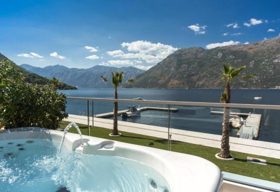 Blue Kotor Bay Premium Spa Resort Regiunea Muntenegru 