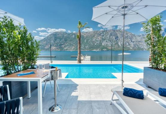 Blue Kotor Bay Premium Spa Resort Regiunea Muntenegru 