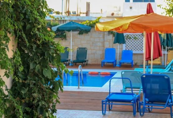 Blue Sky Resort Heraklion Grecia