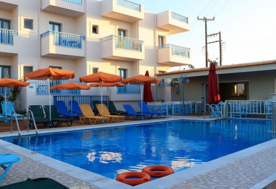 Blue Sky Resort Heraklion Grecia