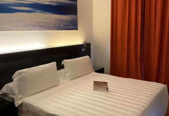 Card International Hotel Rimini Italia