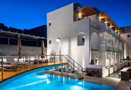 Deluxe Rest Boutique Insula Santorini Grecia