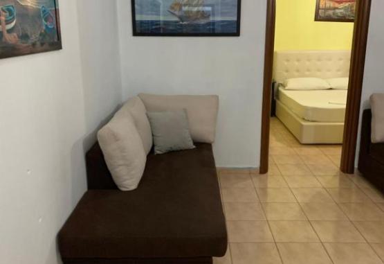 Espana aparthotel  Durres Regiunea Albania
