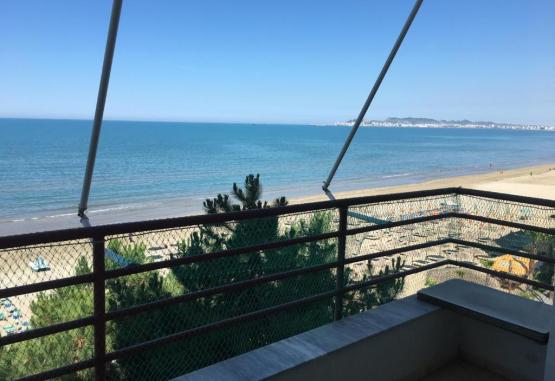Espana aparthotel  Durres Regiunea Albania
