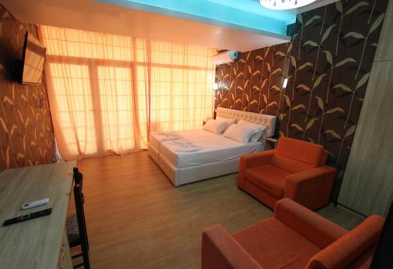 Espana aparthotel  Durres Regiunea Albania