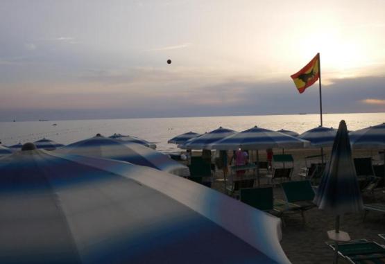 Espana aparthotel  Durres Regiunea Albania