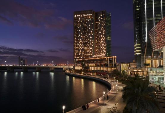 Four Seasons Hotel Abu Dhabi at Al Maryah Island  Regiunea Abu Dhabi Emiratele Arabe Unite
