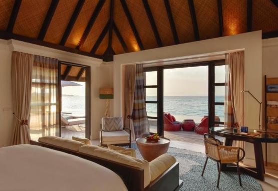 Four Seasons Resort Maldives at Kuda Huraa  Regiunea Maldive 