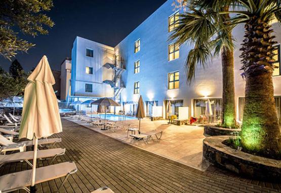 Pollis Hotel Heraklion Grecia