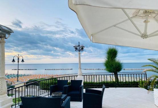 Grand Hotel Michelacci Rimini Italia