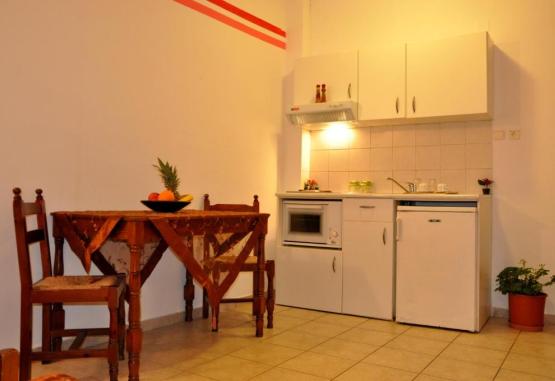 Haris Apartments Heraklion Grecia