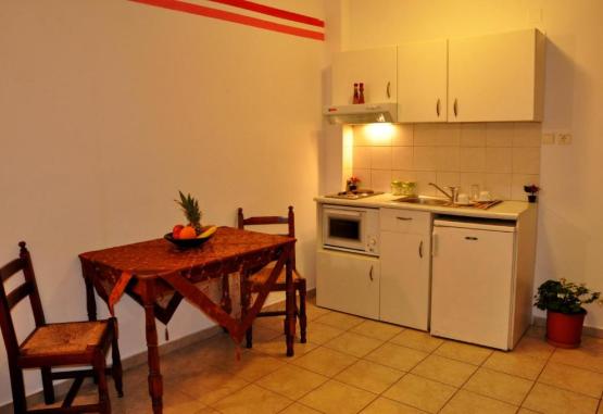 Haris Apartments Heraklion Grecia