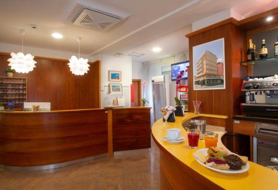 Hotel Carnaby  Rimini Italia