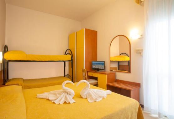 Hotel Carnaby  Rimini Italia