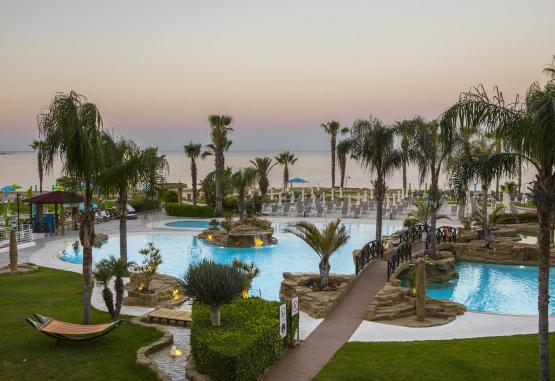Hotel Leonardo Cypria Bay  Paphos Cipru