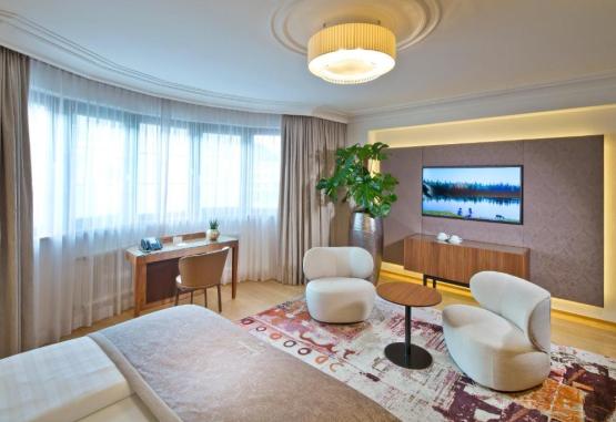 Hotel Maximilian  Innsbruck Austria