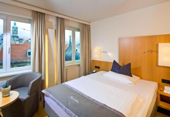 Hotel Maximilian  Innsbruck Austria