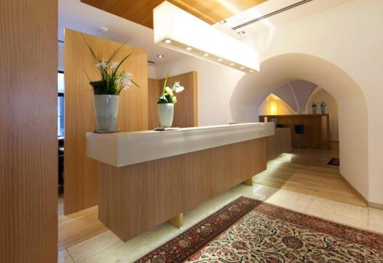 Hotel Maximilian  Innsbruck Austria