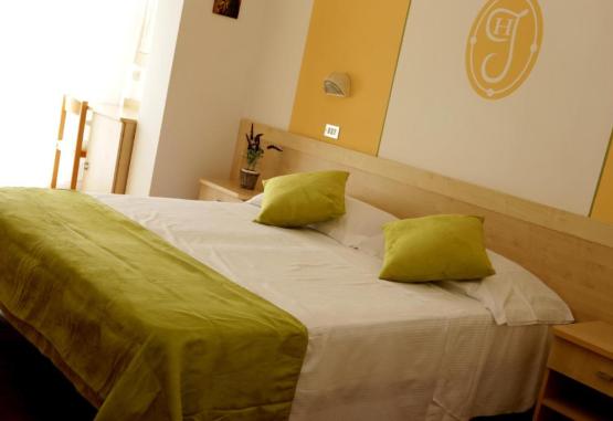 Hotel New Jolie  Rimini Italia