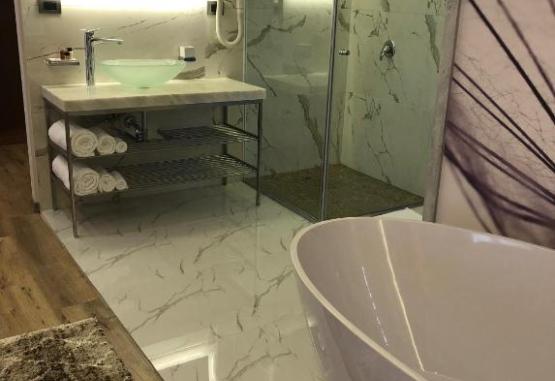 Hotel Palace  Vlore Regiunea Albania