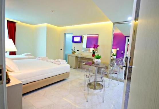 Hotel Palace  Vlore Regiunea Albania
