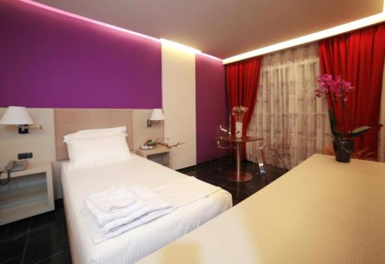 Hotel Palace  Vlore Regiunea Albania