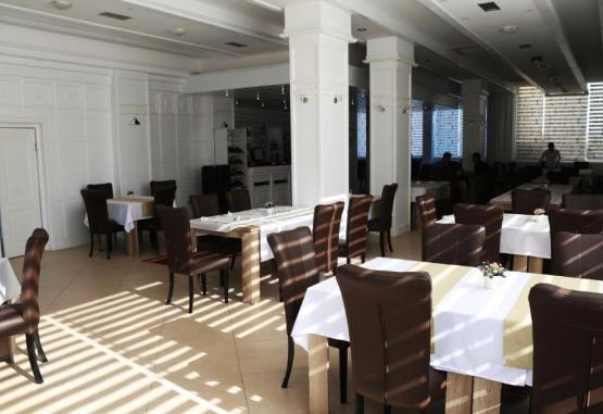 Hotel Princ Golem Regiunea Albania