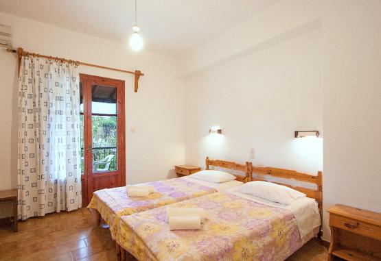 Ketty - Koukounaries  Skiathos Grecia